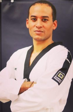 portrait du membre équipe cofondateur et intructeur de taekwondo benjamin monrose